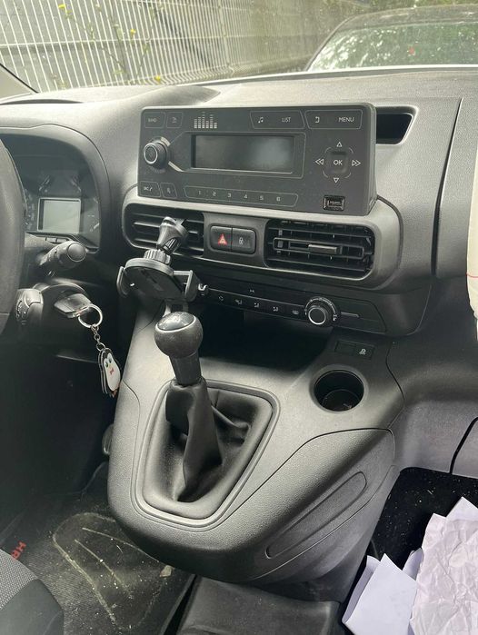 Citroen Berlingo 2022 para peças!