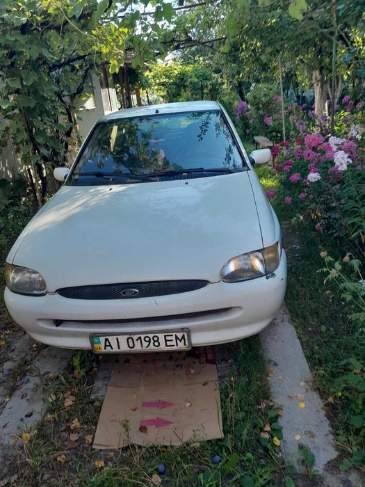 Продам Форд Ескорт