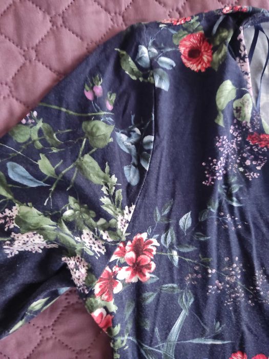 Orsay - sukienka granatowa, w kwiaty, rozm. 40