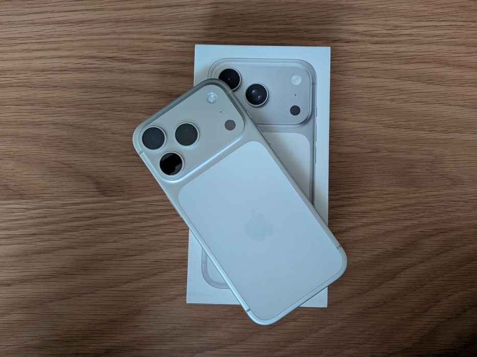 Apple iPhone 17 Pro prateado de 256GB como NOVO