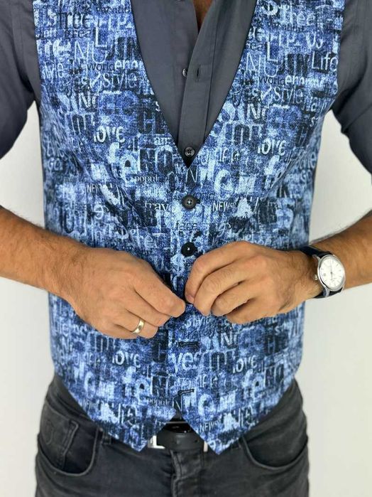 GIOVANNI PERA kamizelka męska D628 niebieska w napisy, efekt jeansu