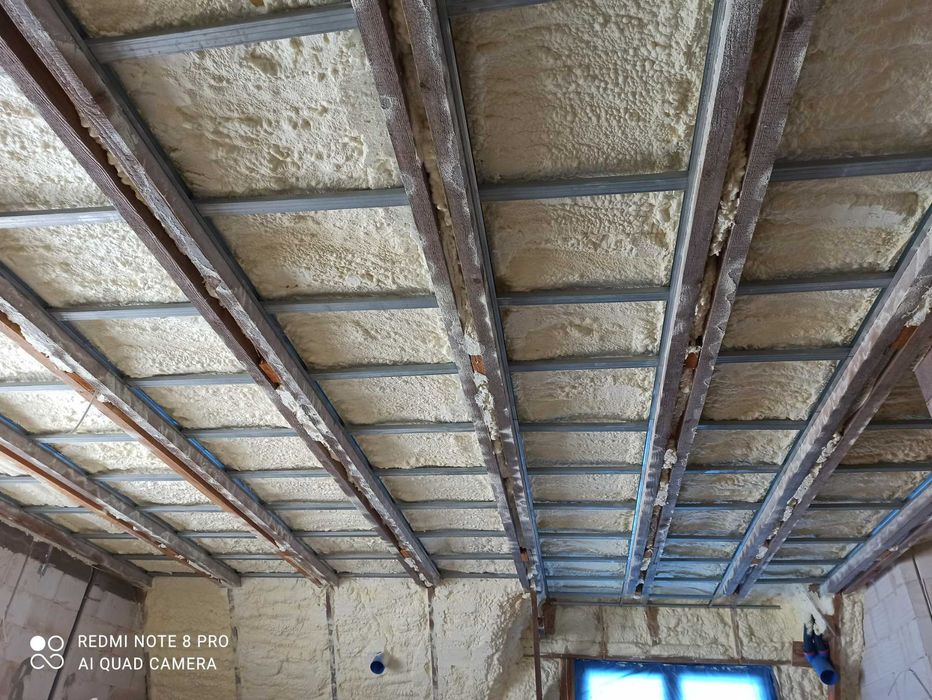 Ocieplanie pianą PUR, Ocieplenie poddasza, Ocieplanie pianka PUR