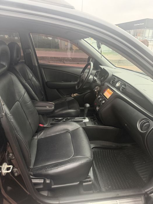 Продам гарний автомобіль Мітсубіши Аутлендер  Mitsubishi Outlander 2,4 газ Автомат