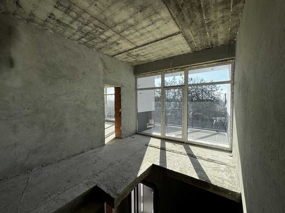 Продаж окремо стоячого будинку у Бірках