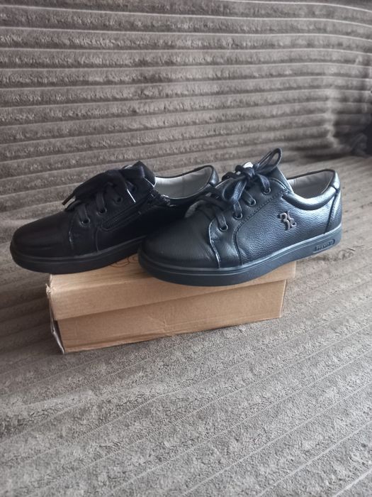 Дитячі туфлі для хлопчика