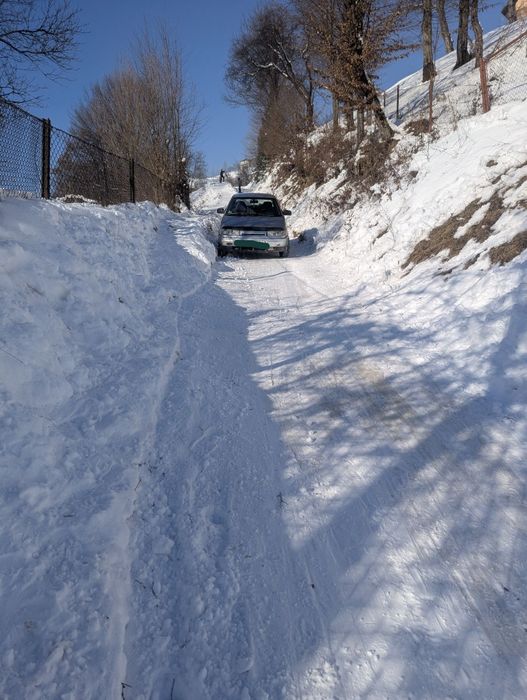 Продам. Ваз 2110     42000грн  можливий торг на місті  рахів .богдан