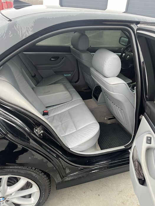 Продам бмв е39 525і