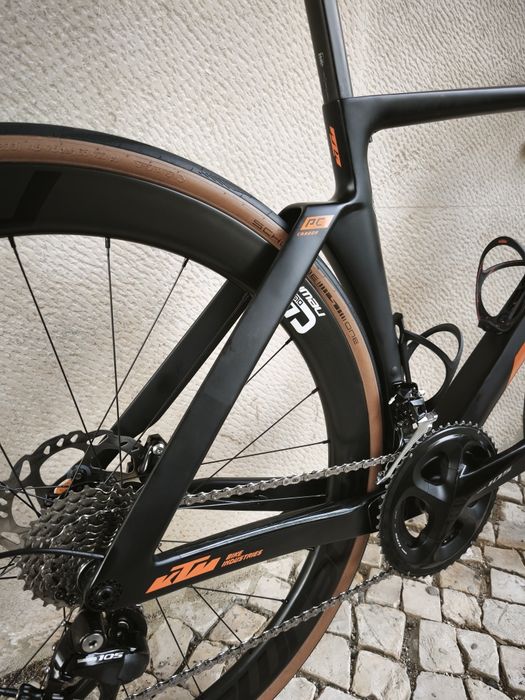 KTM Revelator Lisse  Sonic f11 RC (s)