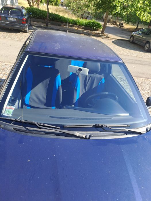 Vendo carro para concertar ou para peças