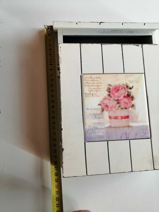 szafka na klucze drewniana