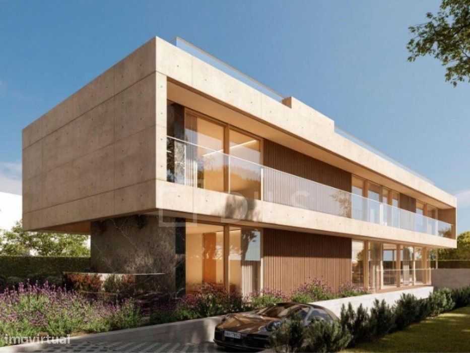 Moradia T4 Cascais e Estoril, em construção com amplo terreno
