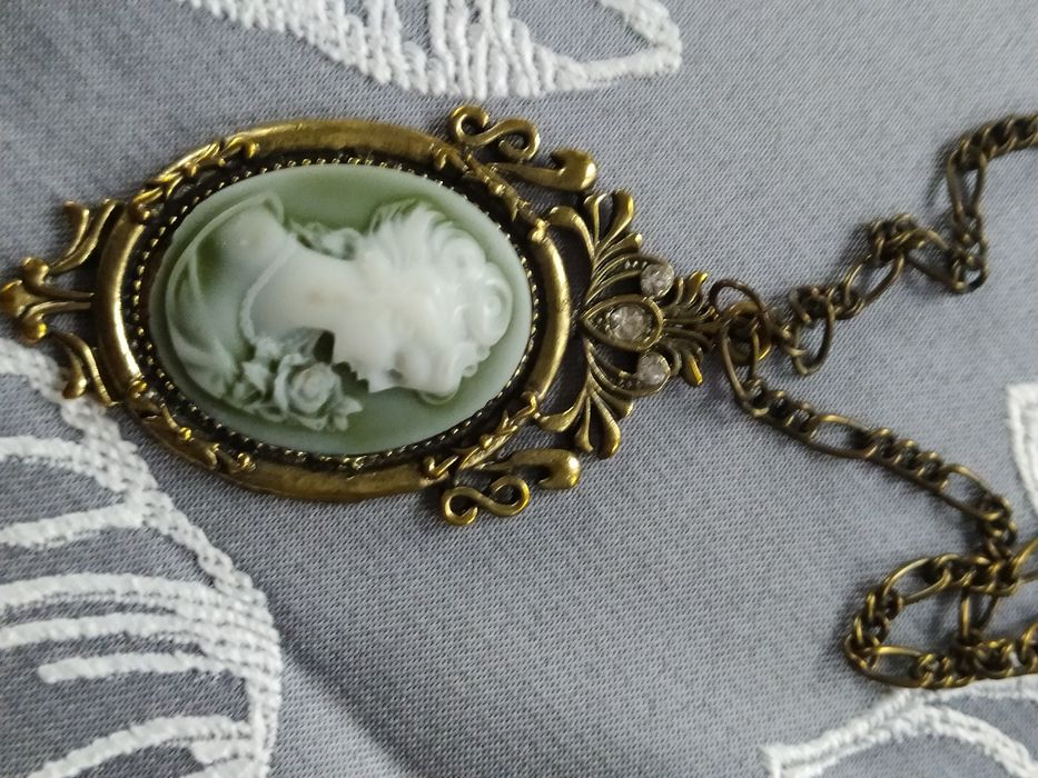 Duży naszyjnik Kamea vintage