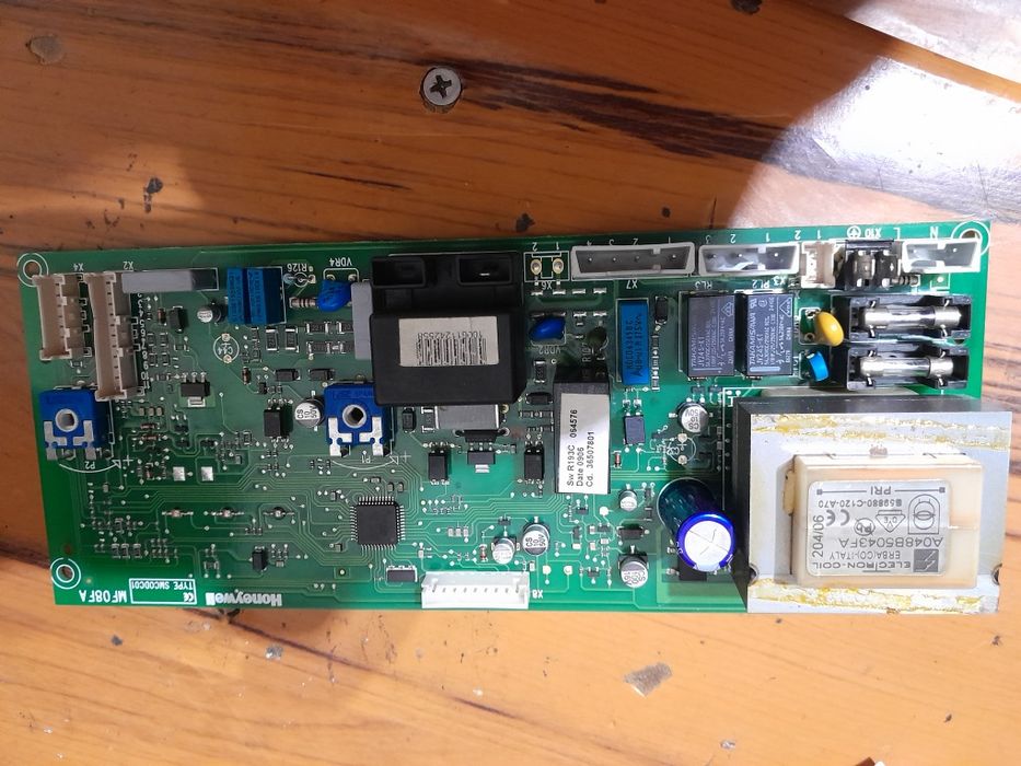 Плати керування на котли Immergas і інші моделі продаж і ремонт.