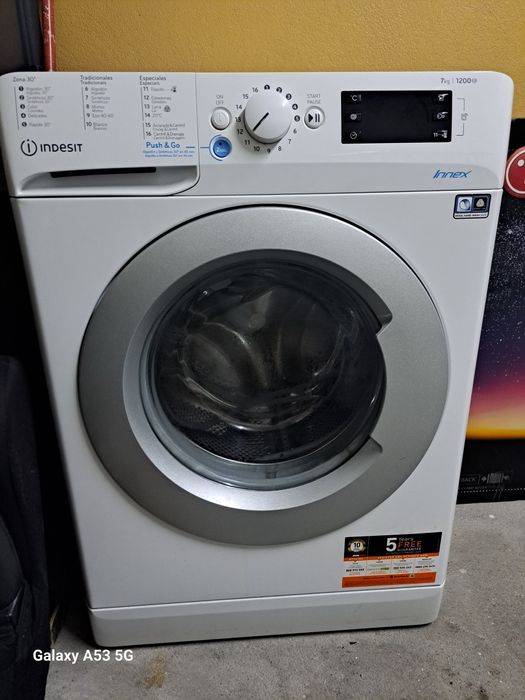 Maquina de lavar roupa Indesit