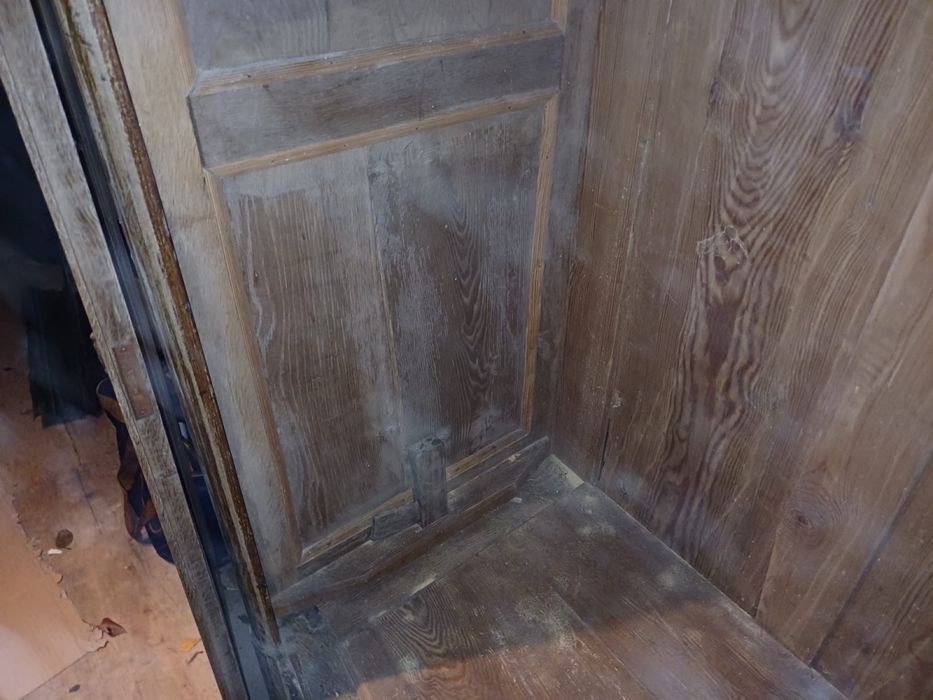 Szafa stara  xxxxxxxxxxxcx