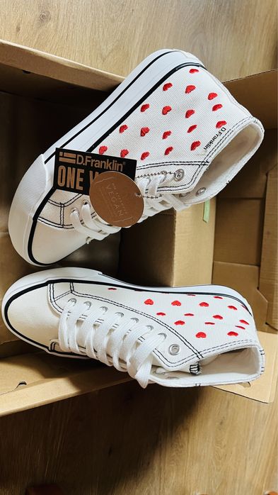 Ténis D. Franklin T37 NOVOS