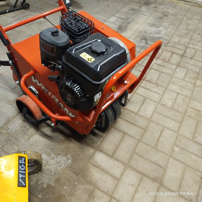 Walec wał spalinowy, aerator rurkowy, wertykulator, posypywarke,