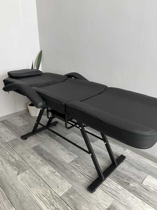 Косметологічна кушетка для масажу процедур лежак та педикюрна