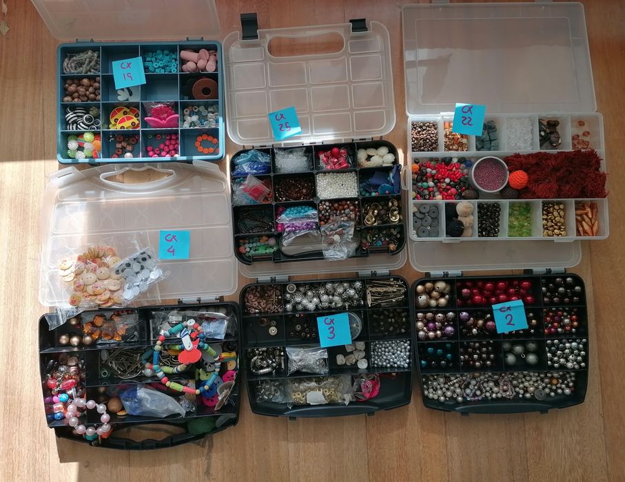 Material diverso para colares DIY