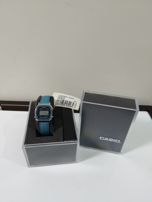 Relógio Casio LA-670WEL-2A2EF