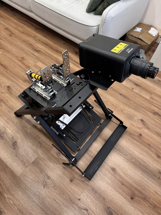 Стійка/кокпіт для керма gt omega apex + titan pedal adjustment plate