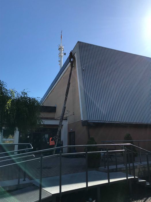 Malowanie dachów Skoczów | Blacha, Dachówka |Artdachmal.pl |Gwarancja