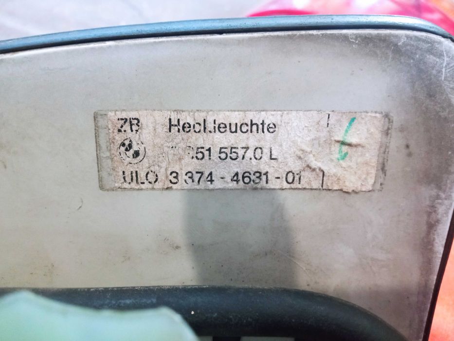 Фари задні ліхтарі BMW 5 E34 88-95 універсал 3374-4631-01 3374-4631-02