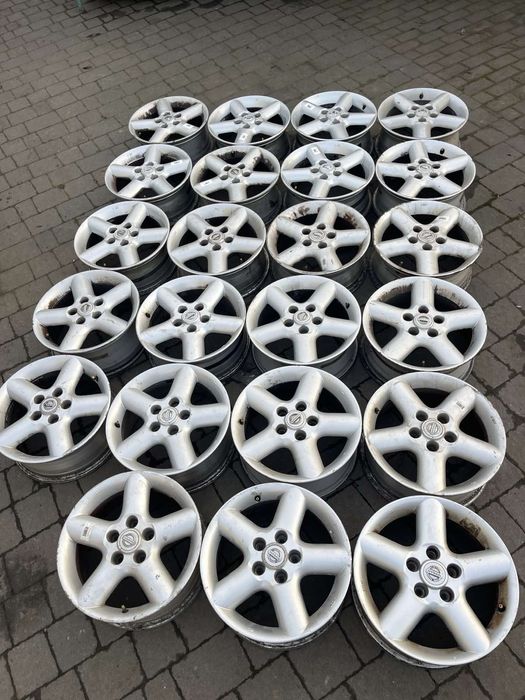 Диски R16 5/114.3 Nissan X-Trail 403008H327
