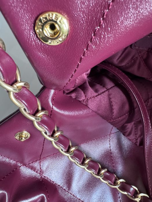Przepiekna burgundowa torebka Chanel 22 hobo
