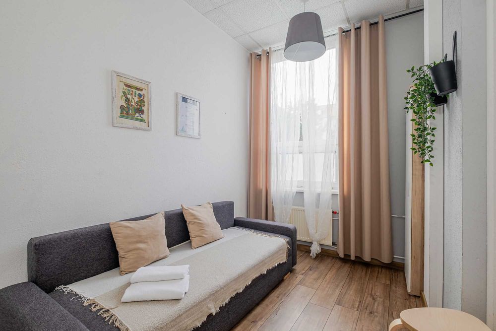 Prywatny pokój 2-osobowy ze wspólną łazienką Hostel Gdynia - Centrum