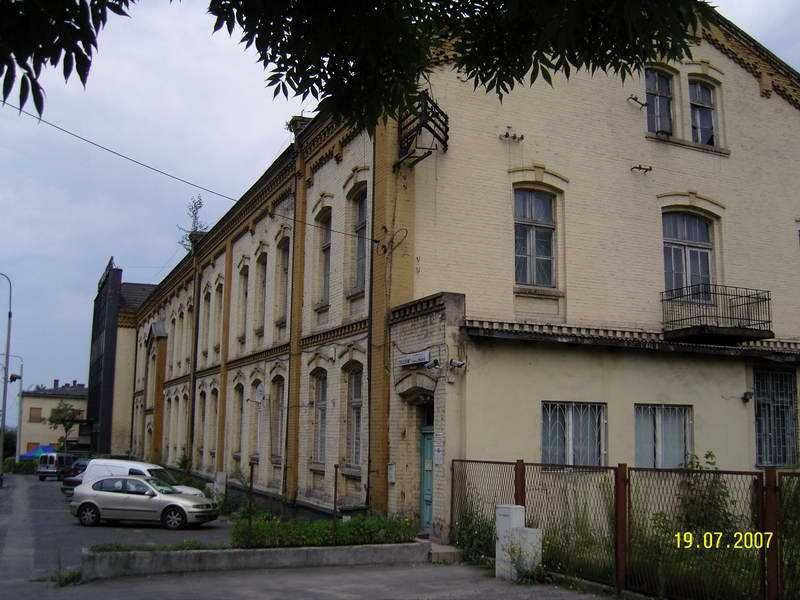 Nieruchomość inwestycyjna 2500m2, Będzin + działka na parking