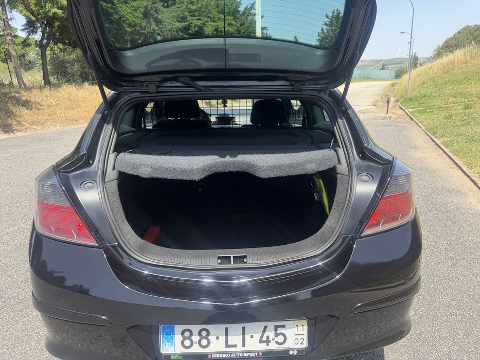 Opel astra  1.3 gtc de 2011. comercial