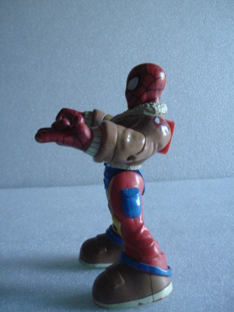 Rara figura SpiderMan da Marvel de 2003 Milheirós • OLX Portugal