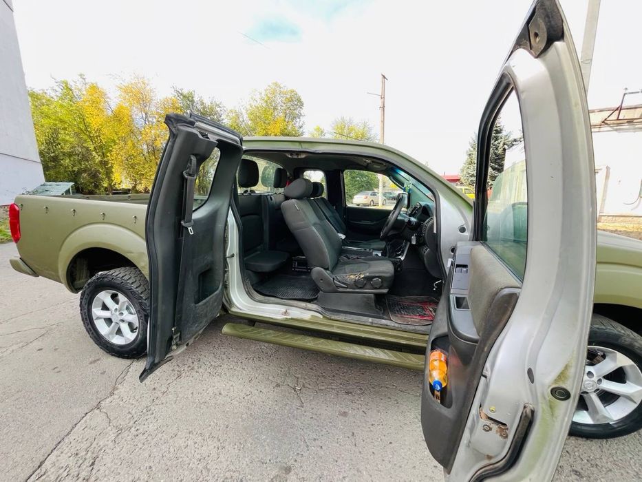 Продам Nissan Navara