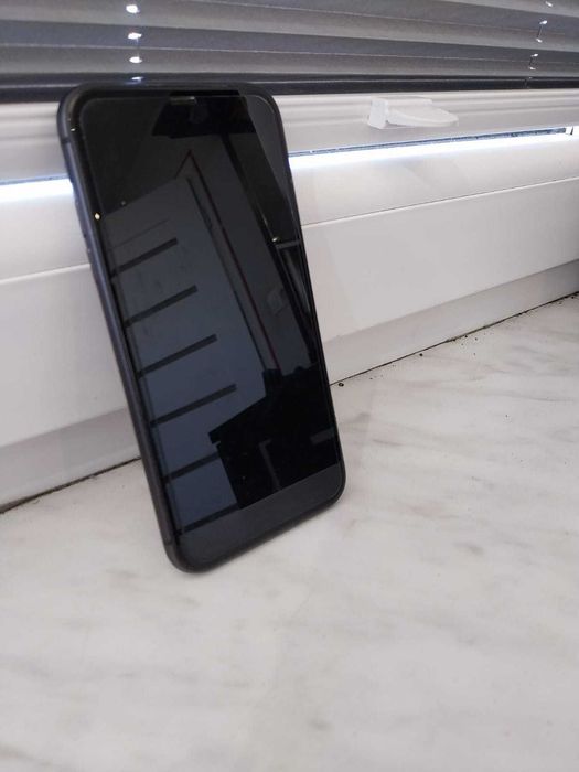 IPhone 11  stan bardzo dobry