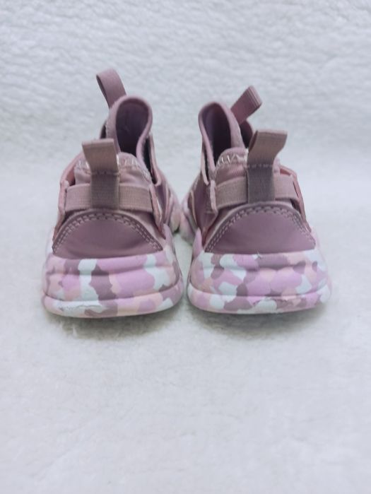 Оригінал FILA 26 розмір, устілка 16.5 см,кросівки для дівчинки