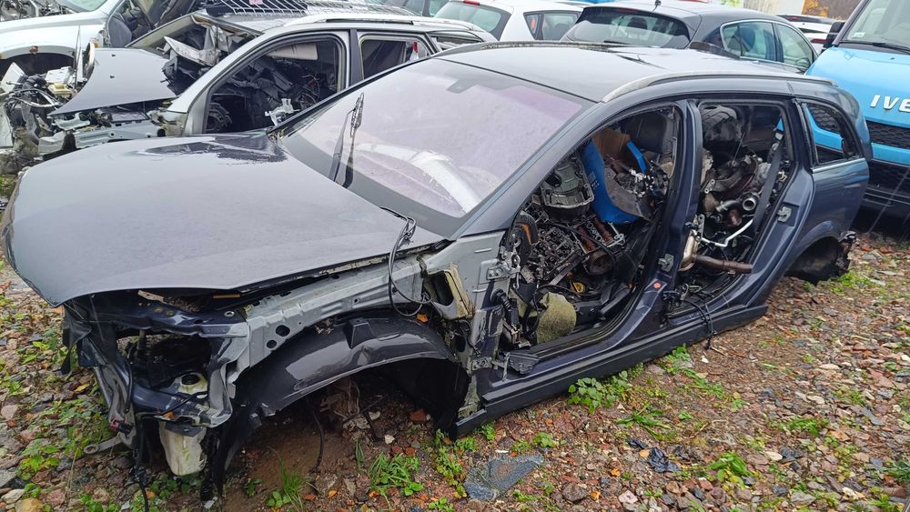 Mercedes E-klasa W211 Cały na części