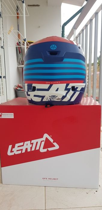 Capacete leatt / óculos 100%