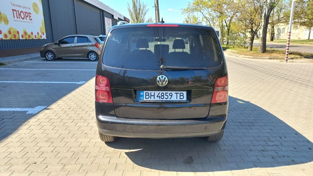 Volkswagen Touran 2008 гв. Бензин-механика