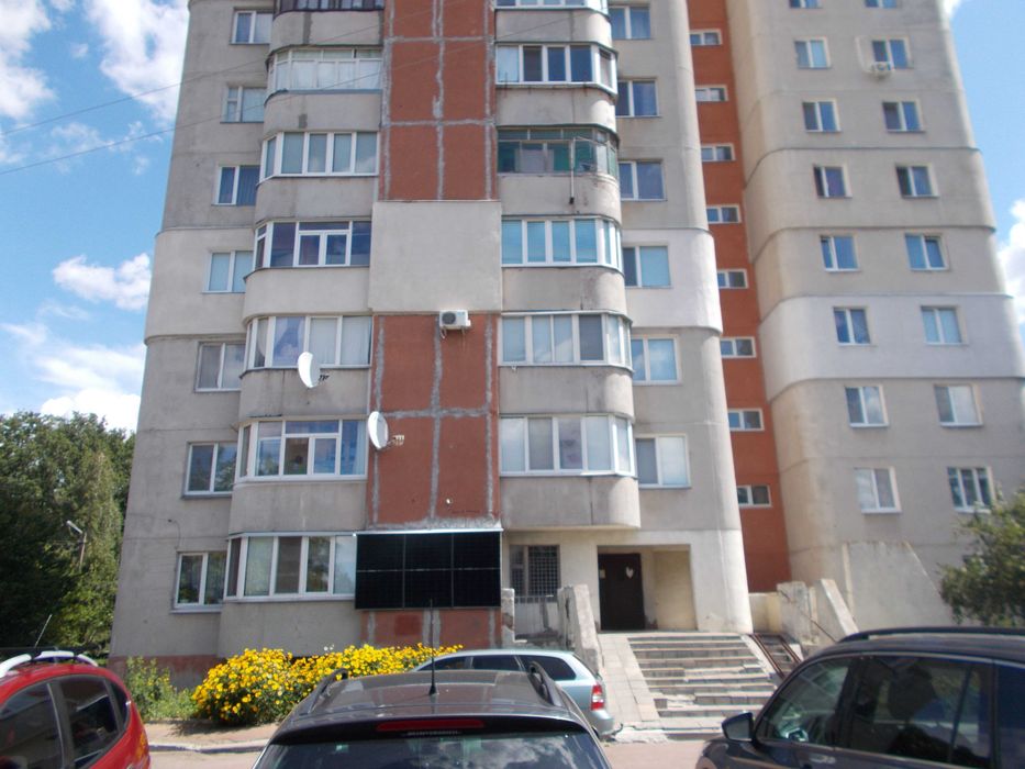 Продам 2-х кімнатну квартиру 55 м2 3\13 поверх м. Чернігів