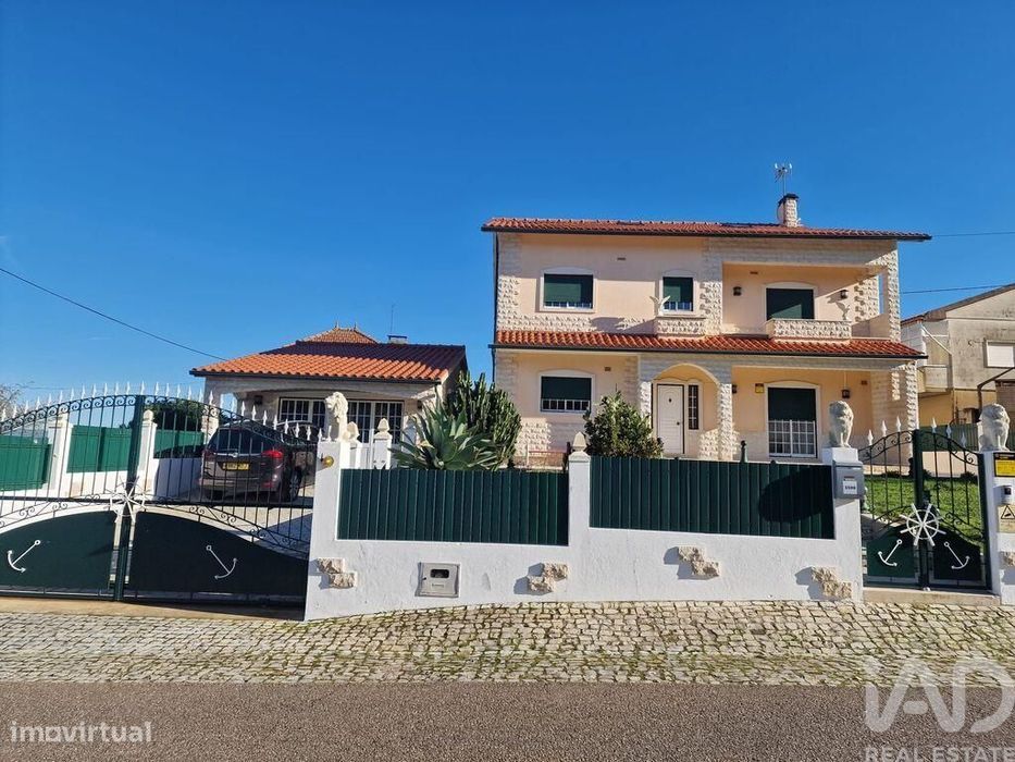 Casa / Villa T5 em Arega de 245,9 m2