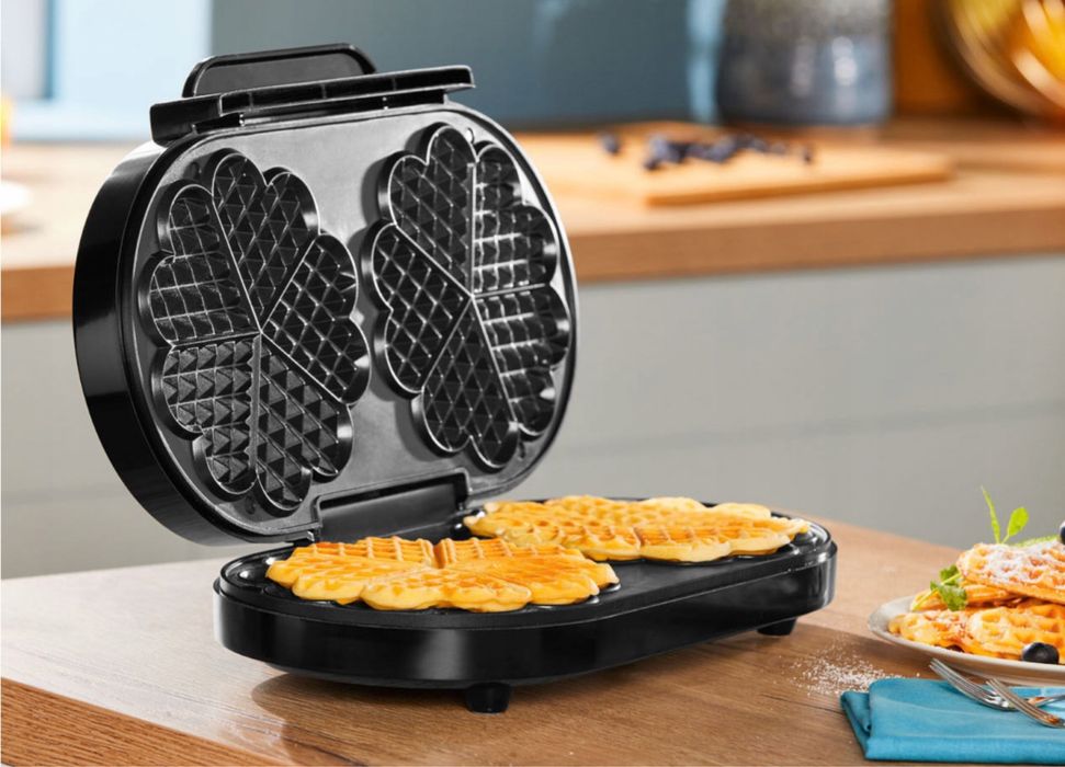 Gofrownica podwójna SilverCrest opiekacz czarny 1200 W serca serduszka
