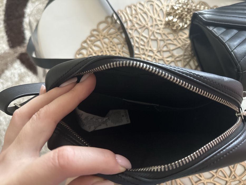 Оригінальна сумка левіс levis чорна маленька