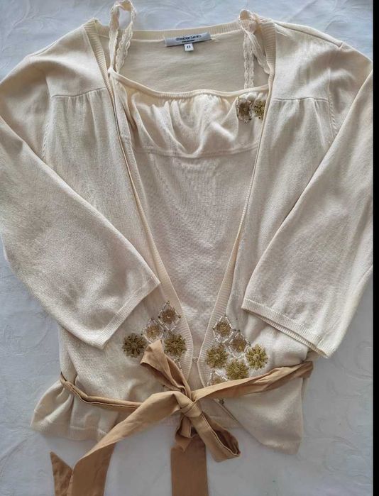 Conjunto casaco e top algodão bordado