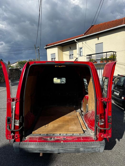 Carrinha para transportes