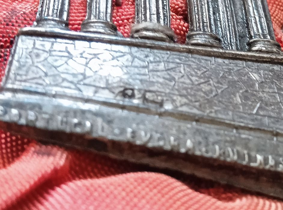 Templo romano de Évora em prata