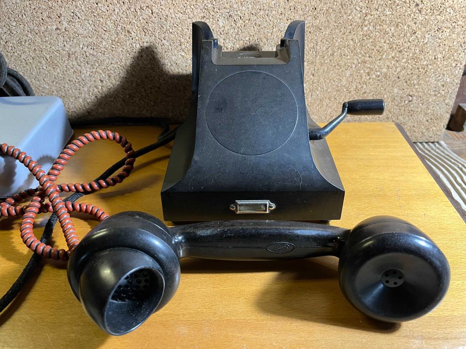 Telefone Antigo de Manivela Ericsson DAH 1101