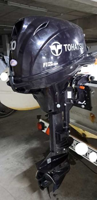 Barco a motor Whaly 435 c/ motor Tohatsu 20 CV 4 Tempos