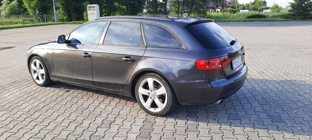 Audi A4 B8 S-line 190 KM