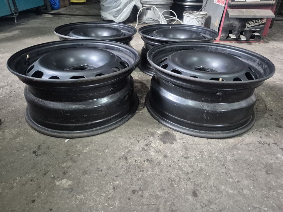 Купити ​Оригінальні сталеві диски R16 Peugeot / Citroën (4x108)